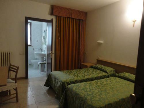 Hotel La Carica