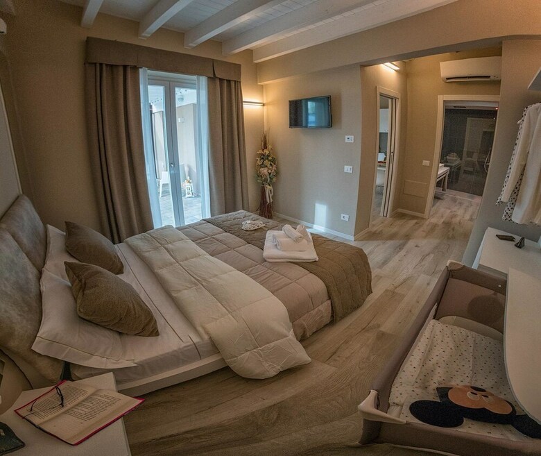 Aurora Aparthotel