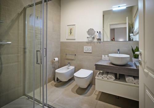 Hostal Riviera Carducci Rooms