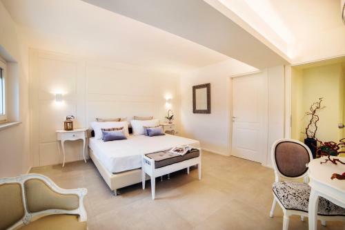 Hostal Riviera Carducci Rooms