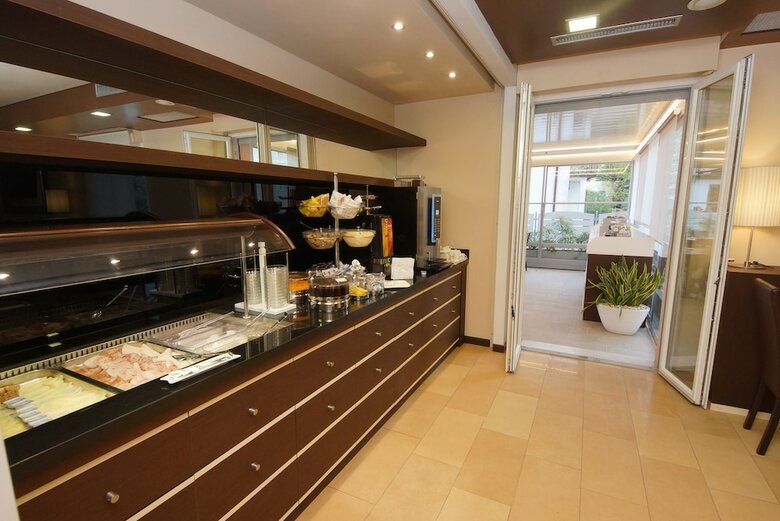 Hotel Clarin 14 By Dori