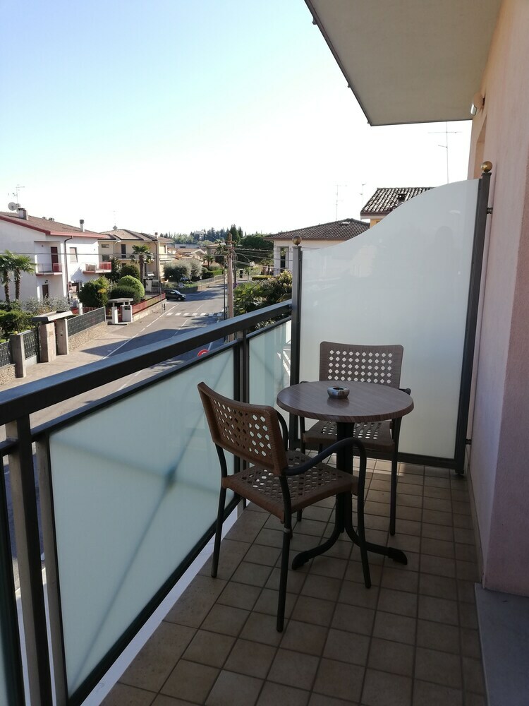 Hotel Clarin 14 By Dori
