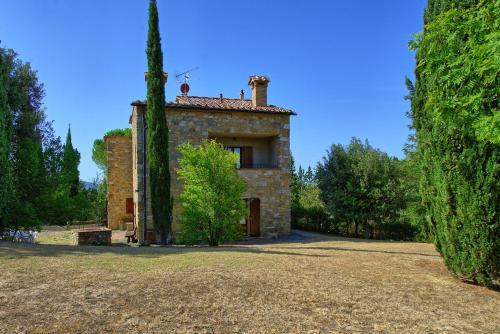 Pignano Villa Sleeps 12 Pool Wifi