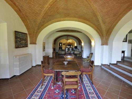 Villa Barone Villa Sleeps 10 Pool Wifi