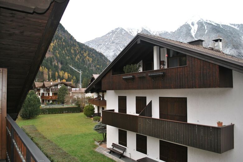Rendena Ski Apartments