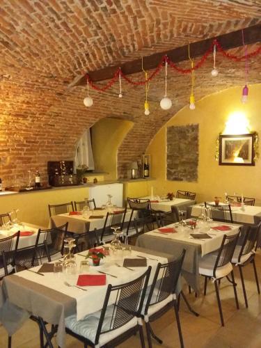 Hotel San Secondo