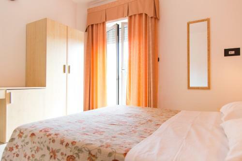 Hotel Saint Tropez - Pineto