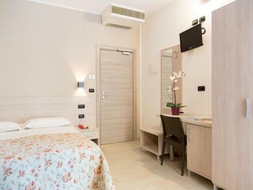 Hotel Saint Tropez - Pineto