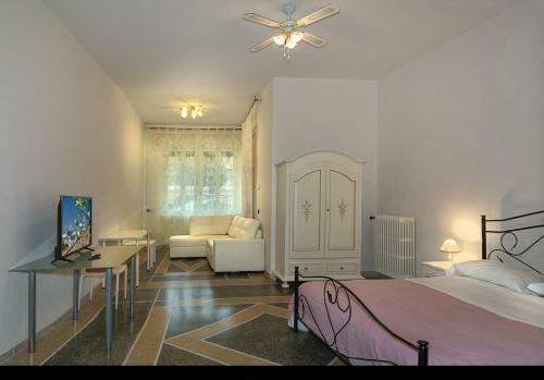 Bed & Breakfast Holiday Pisa Gare
