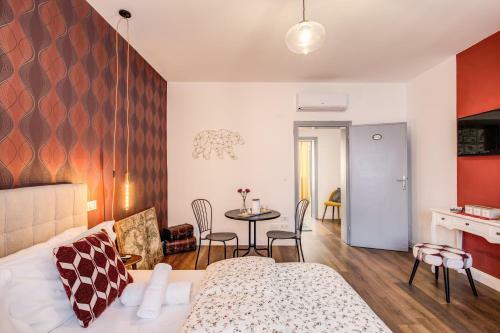 Hostal Aweshome Vintage Rooms