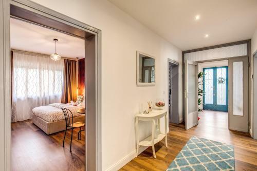 Hostal Aweshome Vintage Rooms