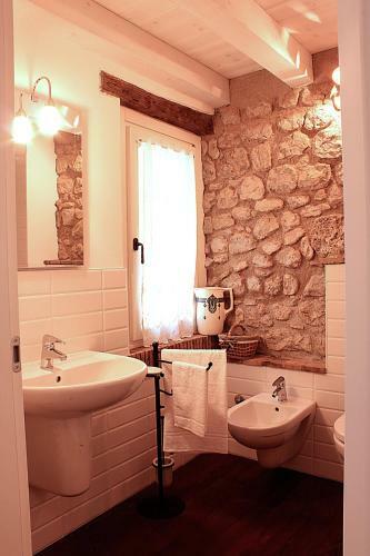 Apartamento Albergo Diffuso Polcenigo Ca' Bianca