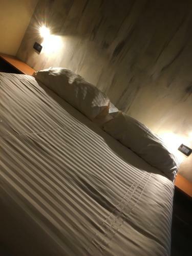 Bed & Breakfast B & B La Guesthouse