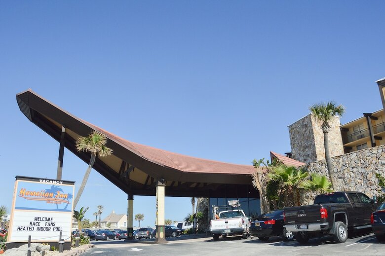Hotel Hawaiian Inn