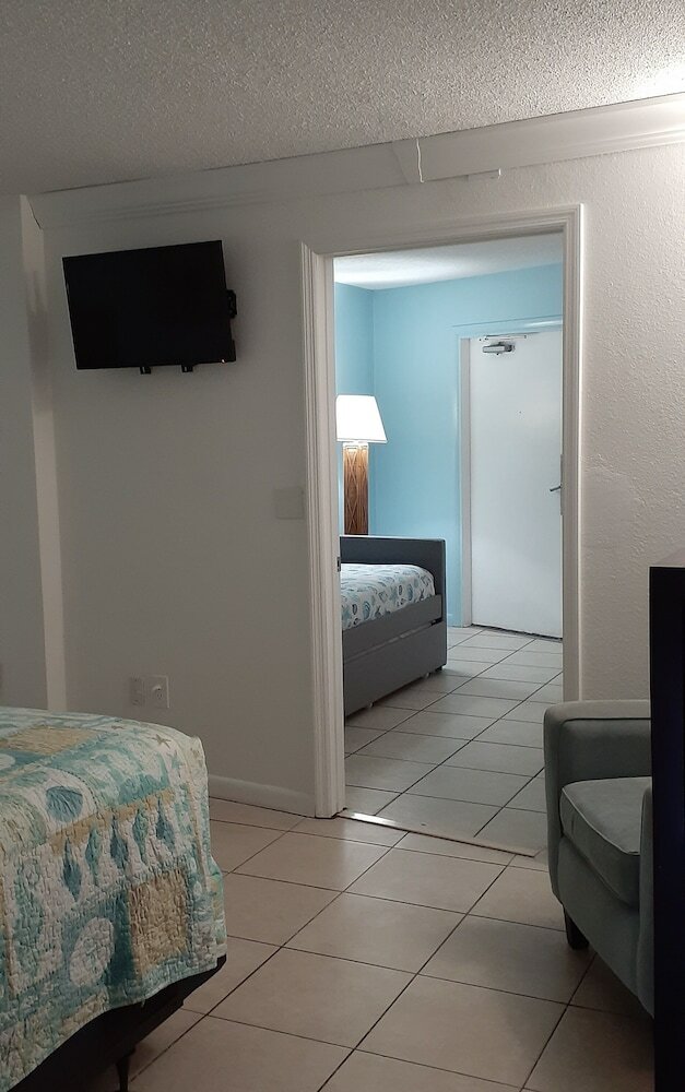 Hotel Hawaiian Inn