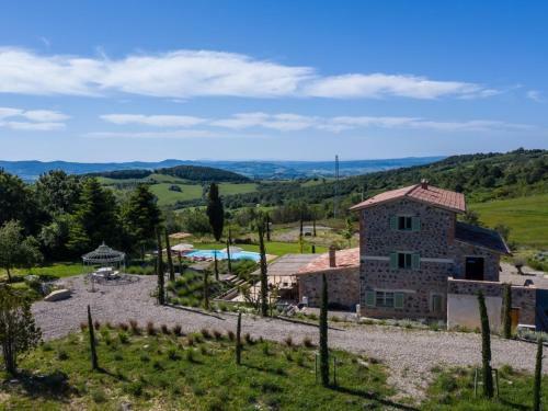 Radicofani Villa Sleeps 11 Pool Wifi