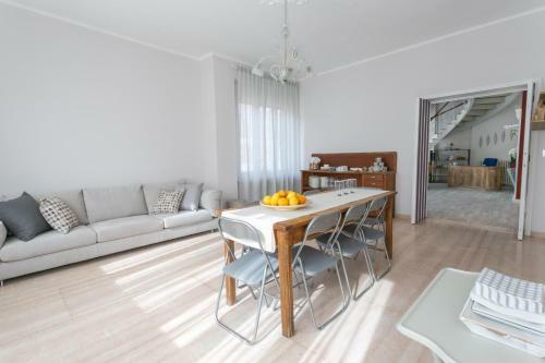 Hostal Boulevard 900