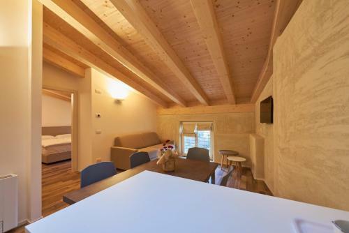 Hostal Albola Suite Holiday Apartments