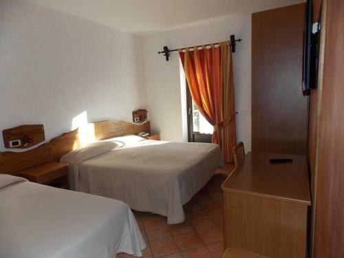 Hotel Altopiano Delle Rocche