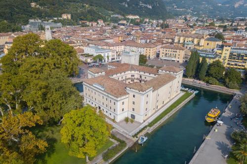 Apartamento Residenza Rocca Del Lago