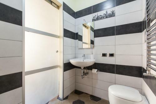 Hostal Surprising In Rome