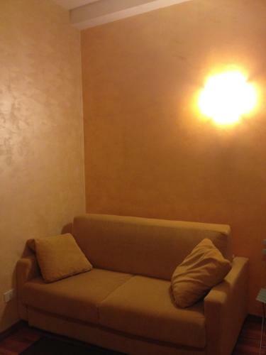 Hostal Re Di Roma Rooms