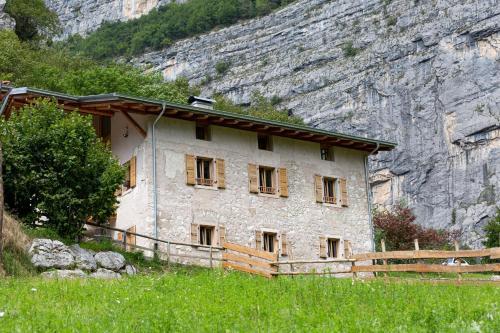 Bed & Breakfast Limaro Beb
