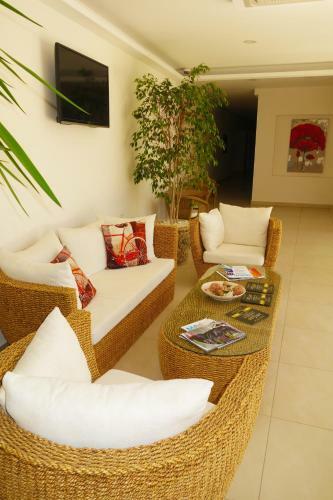 Zest Exclusive Hotel