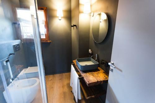 Hostal Granuit Room & Breakfast