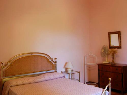Strada Villa Sleeps 17 Pool Wifi