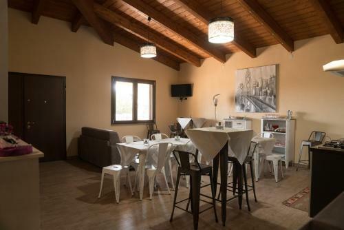 Hostal Room & Breakfast Le Magie