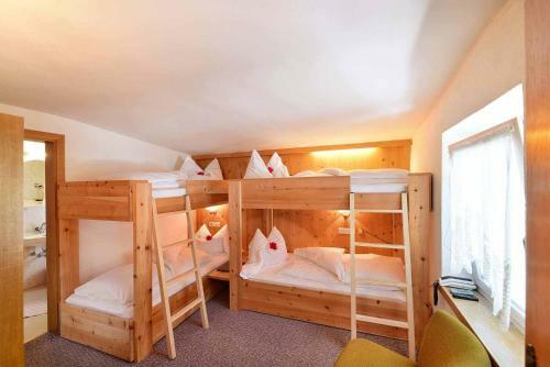 Hotel Alpin Garni Die Kleine Post