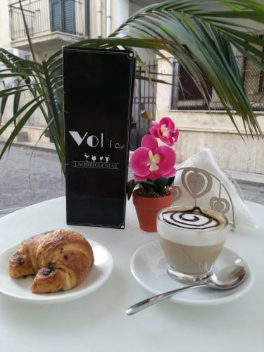 Hostal B&B Vol� Club