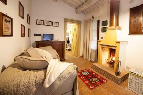 Poderetto Villa Sleeps 20 Pool Wifi