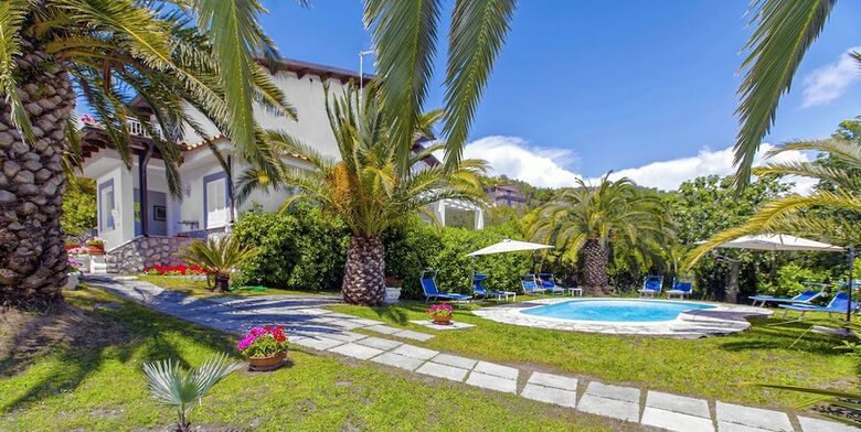 Villa Massa
