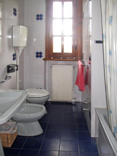 Locazione Turistica Casa Tonfano (mps150)