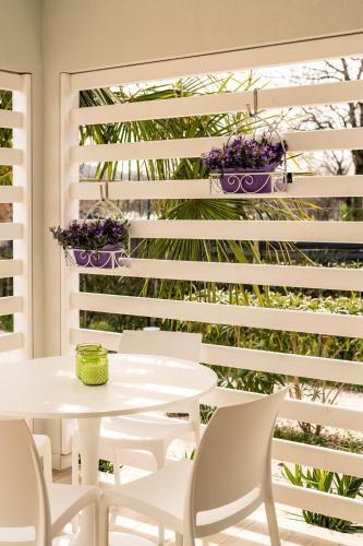 Apartment In Manerba Del Garda 22048
