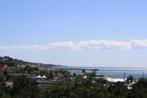 Morello Beach Hotel