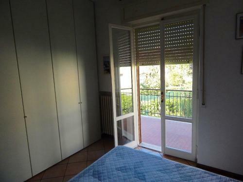 Apartamento M127 - Marcelli, Trilocale Fronte Mare Completamente Accessoriato