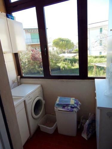 Apartamento M127 - Marcelli, Trilocale Fronte Mare Completamente Accessoriato
