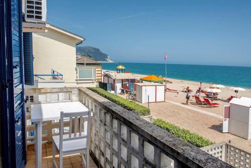 Apartamento M143 - Marcelli, Bilocale In Centro E Sul Mare