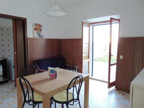 Apartamento M93 - Marcelli, Trilocale Sulla Spiaggia Con Giardino