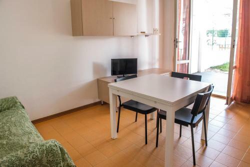 Apartamento M50 - Marcelli, Trilocale Con Giardino A 150m Dal Mare