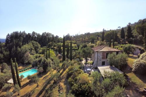 Stignano Villa Sleeps 12 Wifi