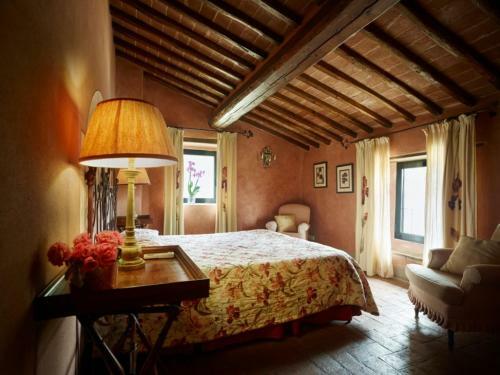 Isole Villa Sleeps 14 Pool Wifi