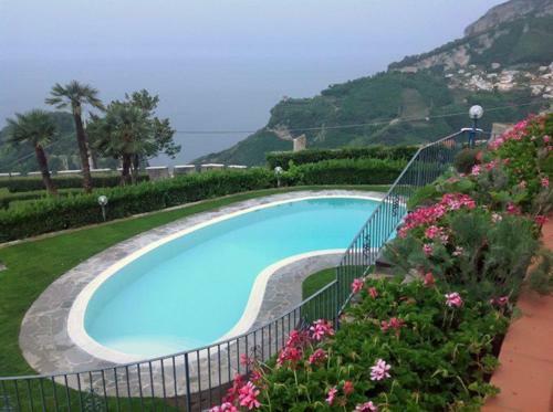 Pontone Villa Sleeps 10 Pool Air Con Wifi
