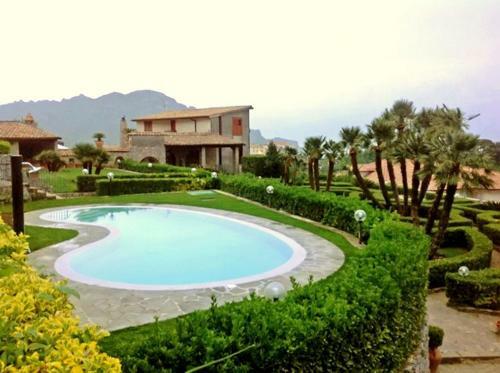 Pontone Villa Sleeps 10 Pool Air Con Wifi