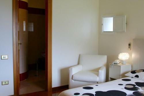 Pontone Villa Sleeps 10 Pool Air Con Wifi