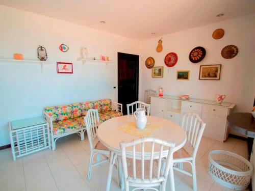 Termini-sant'agata Villa Sleeps 17 Pool Wifi