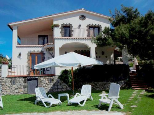Termini-sant'agata Villa Sleeps 17 Pool Wifi